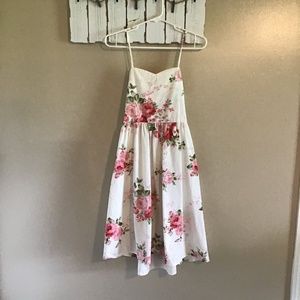 Flofallzique Dress